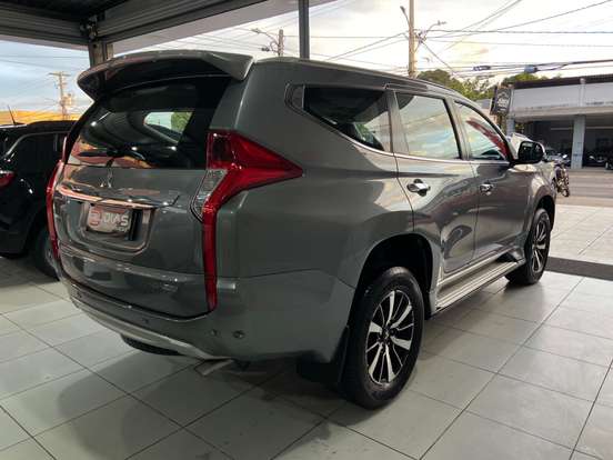 MITSUBISHI-PAJERO SPORT-2.4 16V MIVEC TURBO DIESEL HPE AWD AUTOMÁTICO MITSUBISHI-PAJERO SPORT-2019