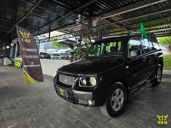 MITSUBISHI PAJERO TR4 2.0 4X4 16V 140CV FLEX 4P AUTOMÁTICO MITSUBISHI PAJERO TR4 2.0 4X4 16V 140CV FLEX 4P AUTOMÁTICO