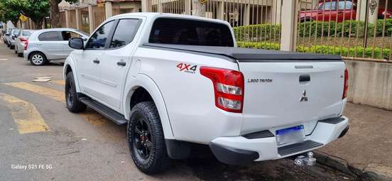 MITSUBISHI-L200 TRITON-2.4 16V TURBO DIESEL GL CD 4X4 MANUAL MITSUBISHI-L200 TRITON-2022