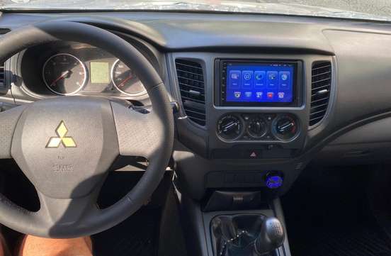 MITSUBISHI-L200 TRITON-2021
