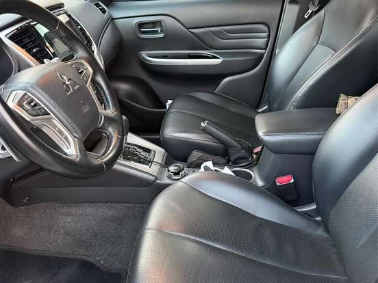 MITSUBISHI-L200 TRITON-2.4 16V TURBO DIESEL SPORT HPE CD 4P 4X4 AUTOMÁTICO MITSUBISHI-L200 TRITON-2024