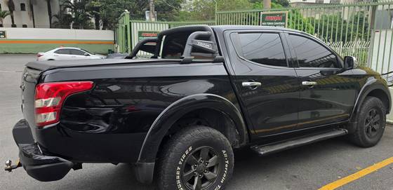 MITSUBISHI L200 TRITON 2.4 16V TURBO DIESEL SPORT HPE TOP CD 4P 4X4 AUTOMÁTICO