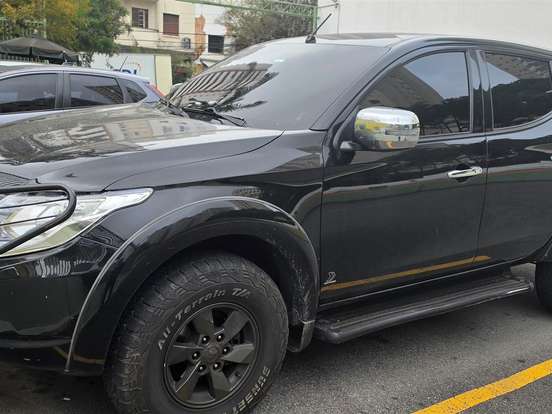 MITSUBISHI-L200 TRITON-2.4 16V TURBO DIESEL SPORT HPE TOP CD 4P 4X4 AUTOMÁTICO MITSUBISHI-L200 TRITON-2017
