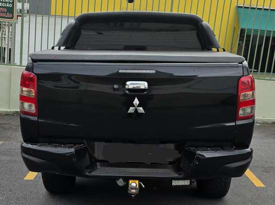 MITSUBISHI-L200 TRITON-2017