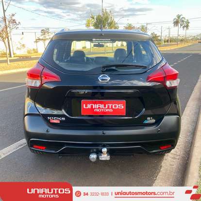 NISSAN-KICKS-2017