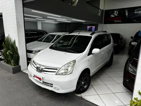 NISSAN LIVINA 1.8 S 16V FLEX 4P AUTOMÁTICO NISSAN LIVINA 1.8 S 16V FLEX 4P AUTOMÁTICO