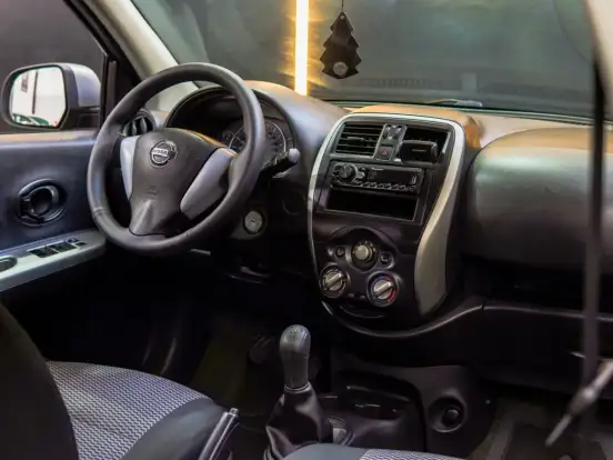 NISSAN-MARCH-2016
