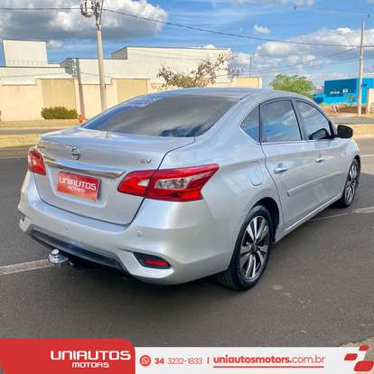 NISSAN-SENTRA-2019