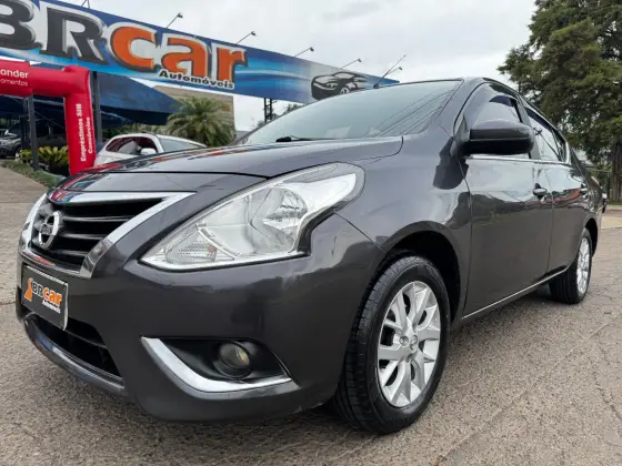 NISSAN VERSA 1.6 16V FLEX SV 4P XTRONIC NISSAN VERSA 1.6 16V FLEX SV 4P XTRONIC