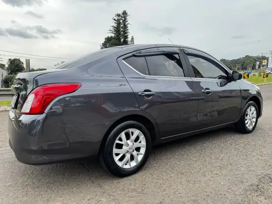 NISSAN-VERSA-1.6 16V FLEX SV 4P XTRONIC NISSAN-VERSA-2018