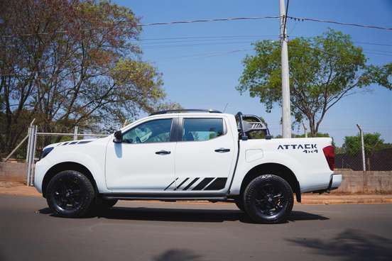 NISSAN-FRONTIER-2023