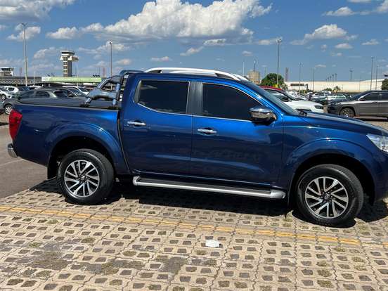NISSAN-FRONTIER-2.3 16V TURBO DIESEL LE CD 4X4 AUTOMÁTICO NISSAN-FRONTIER-2019