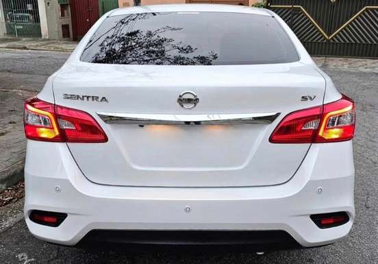 NISSAN-SENTRA-2.0 SV 16V FLEXSTART 4P AUTOMÁTICO NISSAN-SENTRA-2016