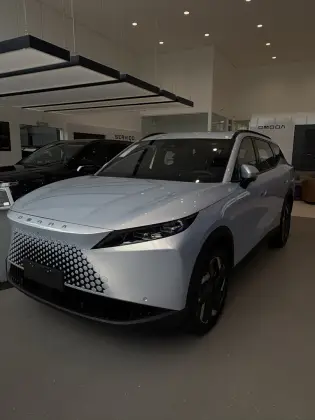 OMODA 7 1.5 TGDI PHEV LUXURY DHT OMODA 7 1.5 TGDI PHEV LUXURY DHT