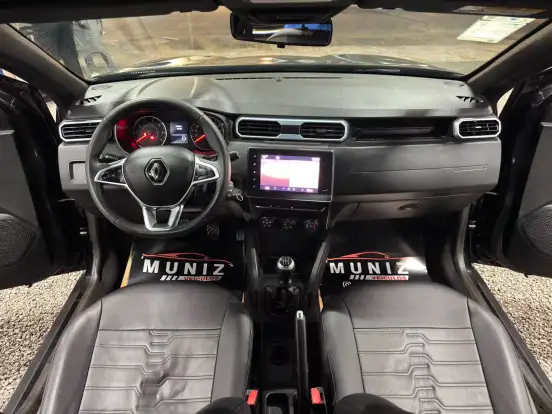 RENAULT-DUSTER-2022