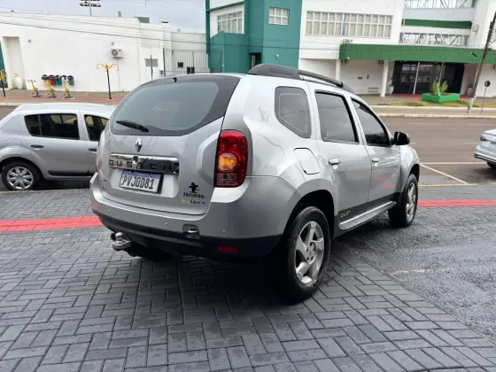 RENAULT DUSTER 1.6 EXPRESSION 4X2 16V FLEX 4P MANUAL RENAULT DUSTER 1.6 EXPRESSION 4X2 16V FLEX 4P MANUAL