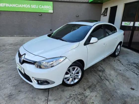 RENAULT FLUENCE 2.0 PRIVILÉGE 16V FLEX 4P AUTOMÁTICO RENAULT FLUENCE 2.0 PRIVILÉGE 16V FLEX 4P AUTOMÁTICO