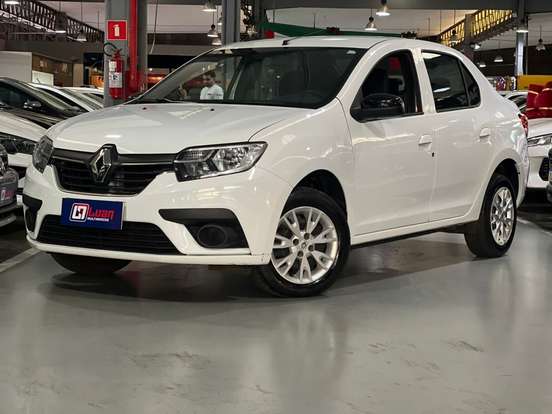 RENAULT-LOGAN-2022