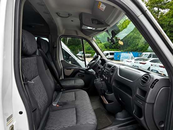 RENAULT-MASTER-2022