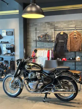 ROYAL ENFIELD CLASSIC 650 BLACK CHROME ROYAL ENFIELD CLASSIC 650 BLACK CHROME