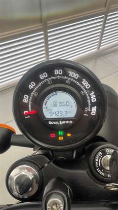 ROYAL ENFIELD-HUNTER 350-2023