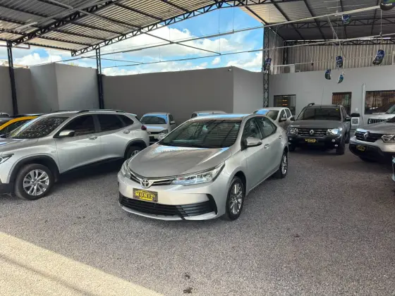 TOYOTA COROLLA 1.8 GLI 16V FLEX 4P AUTOMÁTICO TOYOTA COROLLA 1.8 GLI 16V FLEX 4P AUTOMÁTICO
