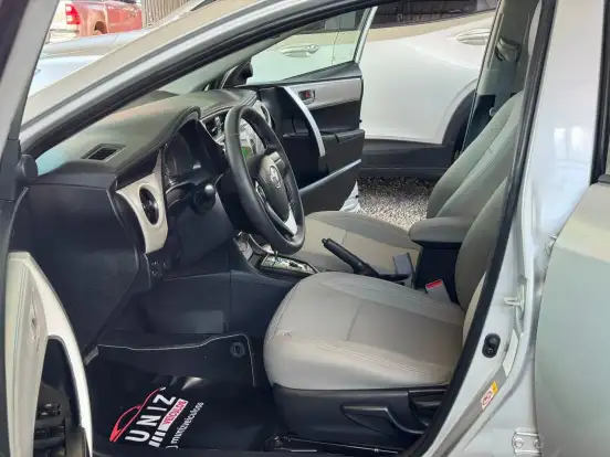 TOYOTA-COROLLA-2019