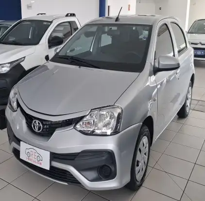 TOYOTA-ETIOS-1.3 X 16V FLEX 4P MANUAL TOYOTA-ETIOS-2017