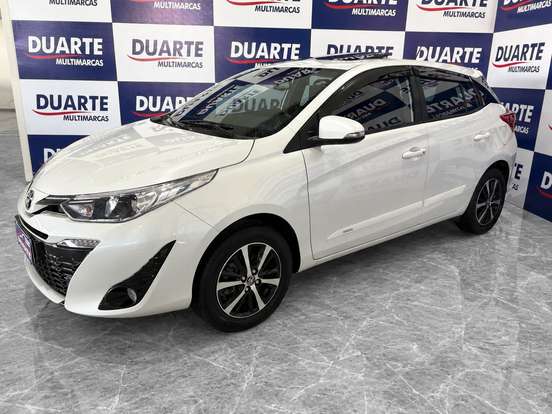 TOYOTA-YARIS-2021