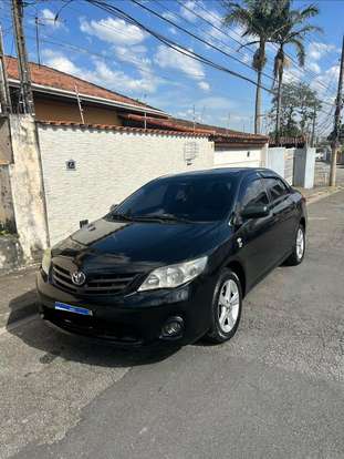 TOYOTA-COROLLA-2013