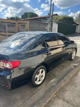 TOYOTA-COROLLA-2013