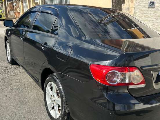 TOYOTA-COROLLA-1.8 XLI 16V FLEX 4P AUTOMÁTICO TOYOTA-COROLLA-2013