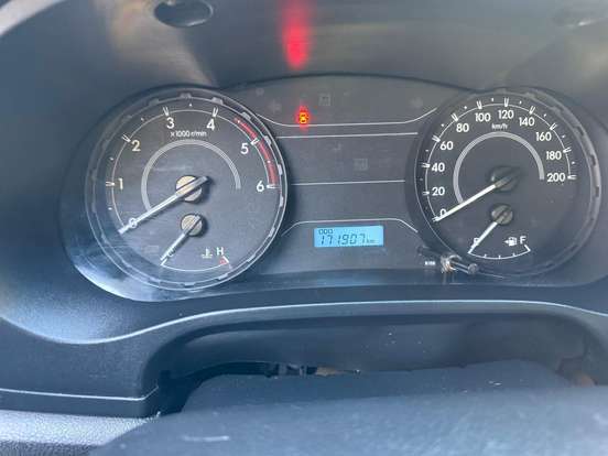 TOYOTA-HILUX-2018