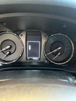 TOYOTA-HILUX-2025