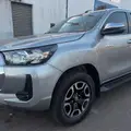 TOYOTA HILUX 2.8 D-4D TURBO DIESEL CD SRV 4X4 AUTOMÁTICO TOYOTA HILUX 2.8 D-4D TURBO DIESEL CD SRV 4X4 AUTOMÁTICO