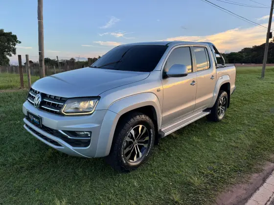 VOLKSWAGEN AMAROK 2.0 HIGHLINE 4X4 CD 16V TURBO INTERCOOLER DIESEL 4P AUTOMÁTICO VOLKSWAGEN AMAROK 2.0 HIGHLINE 4X4 CD 16V TURBO INTERCOOLER DIESEL 4P AUTOMÁTICO