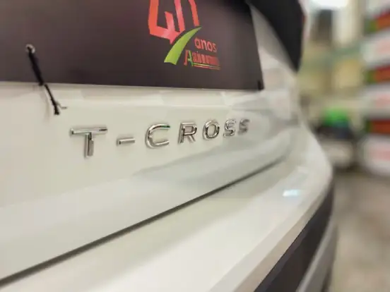 VOLKSWAGEN-T-CROSS-2024