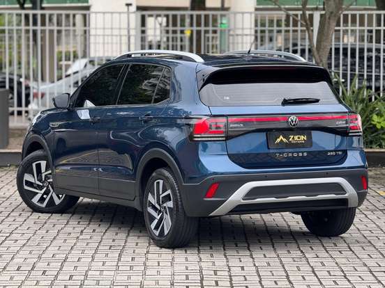 VOLKSWAGEN-T-CROSS-1.4 250 TSI TOTAL FLEX HIGHLINE AUTOMÁTICO VOLKSWAGEN-T-CROSS-2024