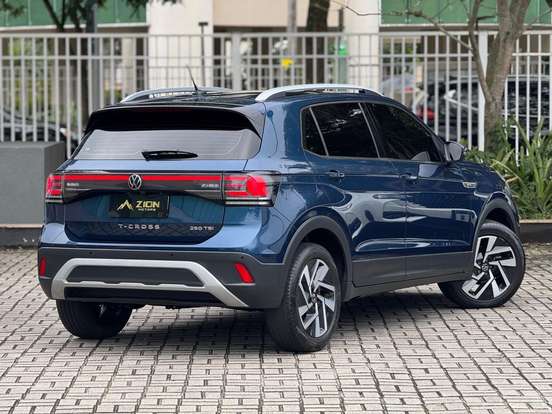 VOLKSWAGEN-T-CROSS-2024