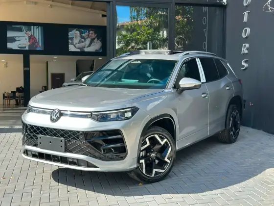 VOLKSWAGEN TIGUAN 2.0 350 TSI GASOLINA R-LINE 4MOTION AUTOMÁTICO VOLKSWAGEN TIGUAN 2.0 350 TSI GASOLINA R-LINE 4MOTION AUTOMÁTICO