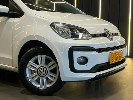 VOLKSWAGEN-UP-2017