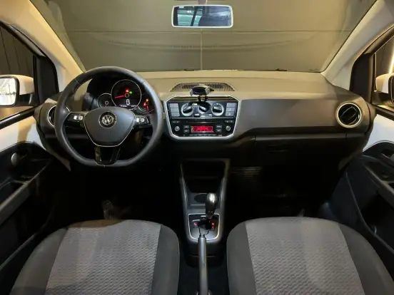 VOLKSWAGEN-UP-1.0 MPI MOVE UP 12V FLEX 4P AUTOMATIZADO VOLKSWAGEN-UP-2017