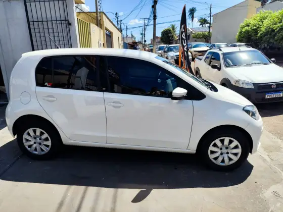 VOLKSWAGEN UP 1.0 TSI MOVE UP 12V FLEX 4P MANUAL