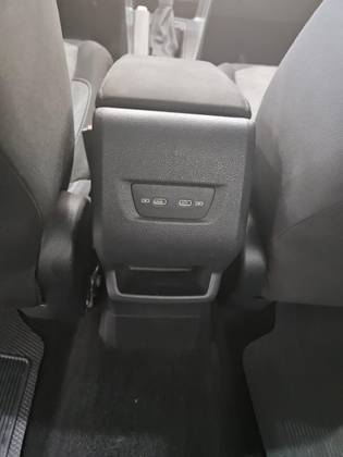 /en/city/cate-car-used-car/volkswagen-virtus-2025-1-0-170-tsi-automatic-48412380910126080/-17