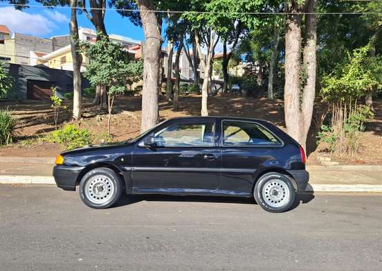 VOLKSWAGEN-GOL-2003
