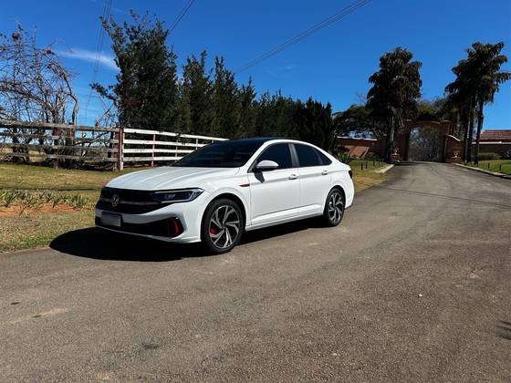 VOLKSWAGEN JETTA 2.0 350 TSI GASOLINA GLI DSG