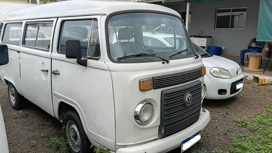 VOLKSWAGEN KOMBI 1.4 MI STD 8V FLEX 4P MANUAL