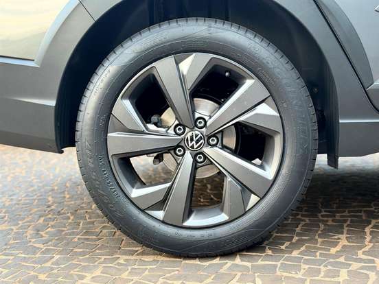 VOLKSWAGEN-NIVUS-1.0 200 TSI TOTAL FLEX COMFORTLINE AUTOMÁTICO VOLKSWAGEN-NIVUS-2024