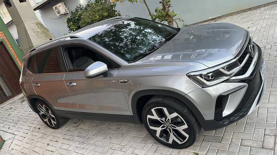 VOLKSWAGEN TAOS 1.4 250 TSI TOTAL FLEX HIGHLINE AUTOMÁTICO