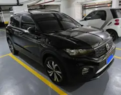 VOLKSWAGEN T-CROSS 1.0 200 TSI TOTAL FLEX AUTOMÁTICO VOLKSWAGEN T-CROSS 1.0 200 TSI TOTAL FLEX AUTOMÁTICO